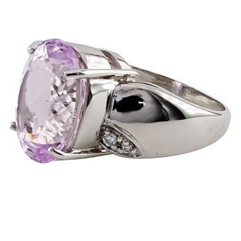 18ct white gold Kunzite / Diamond Ring size N